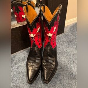 Vintage LUCCHESE Marlboro Roadhouse Rambler Red and Black Cowboy Boots 10 B